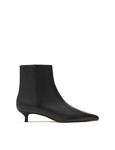 WOMEN'S SOPHIE MINI ANKLE BOOT BOOT