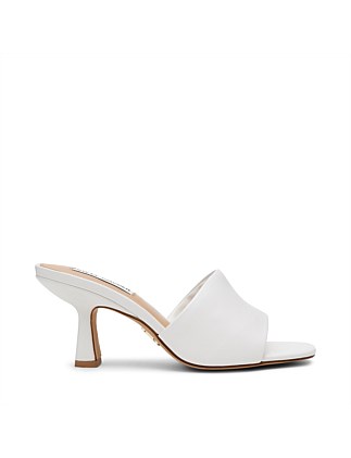 WOMEN'S GUSTO SHOE