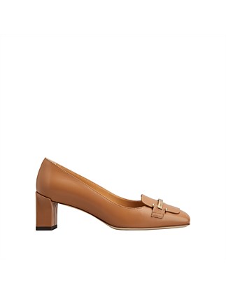 PUMPS IN LEATHER
